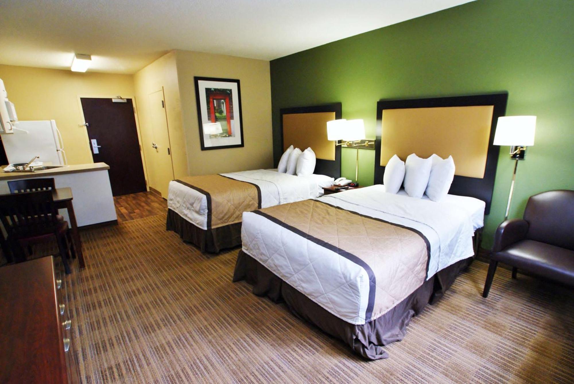 เอ็กซ์เทนด์ สเตย์ อเมริกา - ชิคาโก - เวอร์นอน ฮิลส์ - เลก ฟอเรสต์ Hotel Vernon Hills ภายนอก รูปภาพ